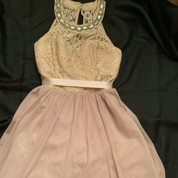 Dress - Picture 2 of 5